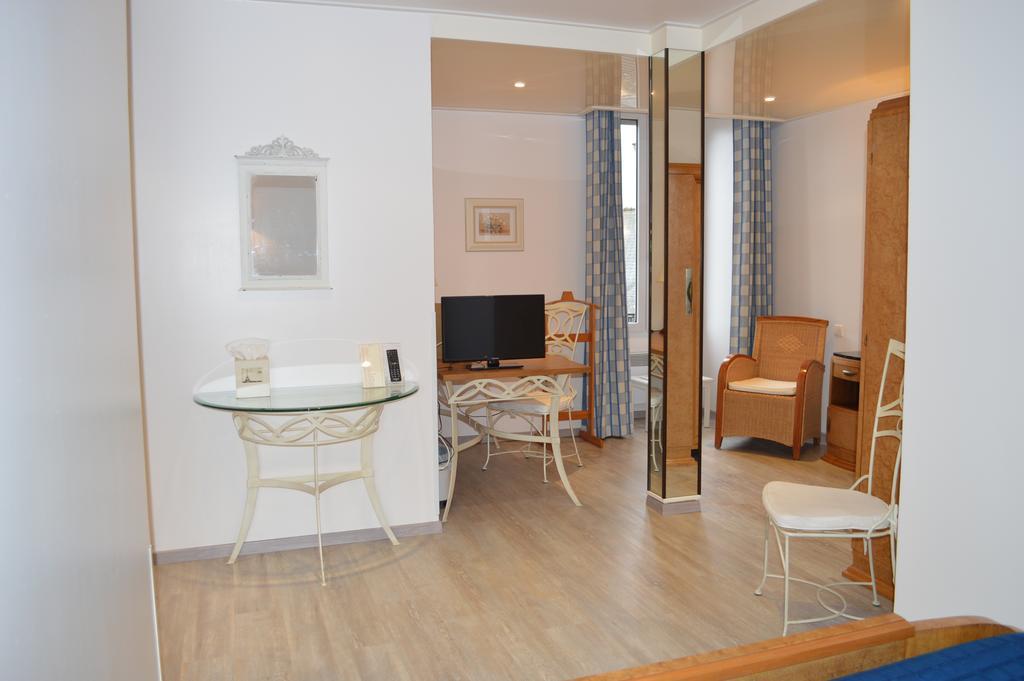Logis Le Bretagne Hotel Sille-le-Guillaume Luaran gambar