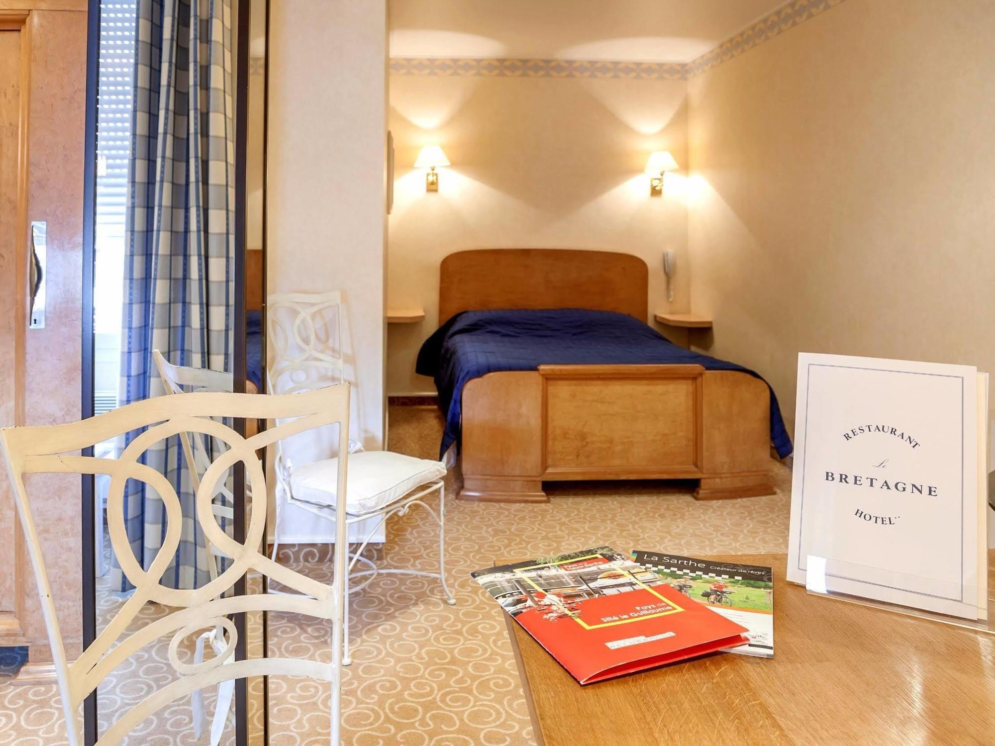Logis Le Bretagne Hotel Sille-le-Guillaume Luaran gambar
